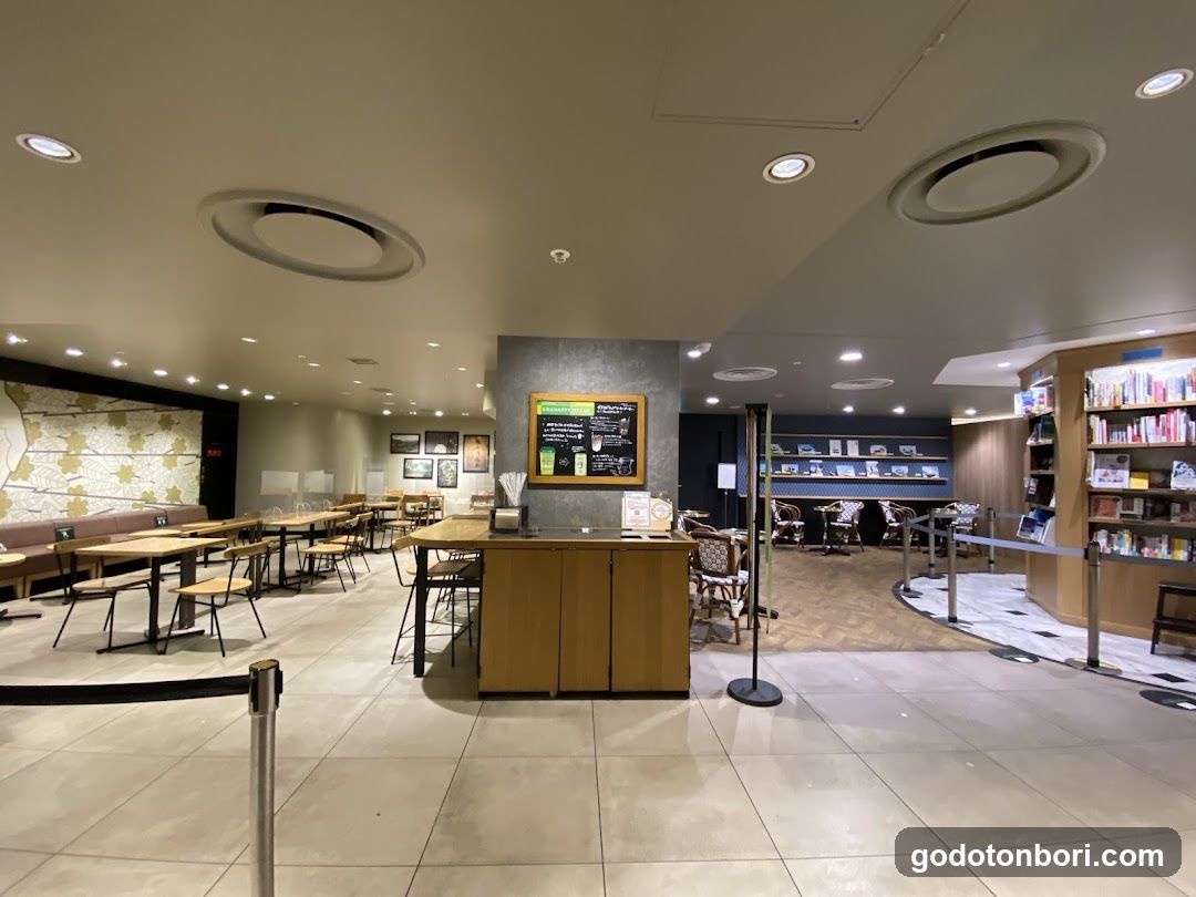 Starbucks Coffee - Osaka Takashimaya B1 West Zone