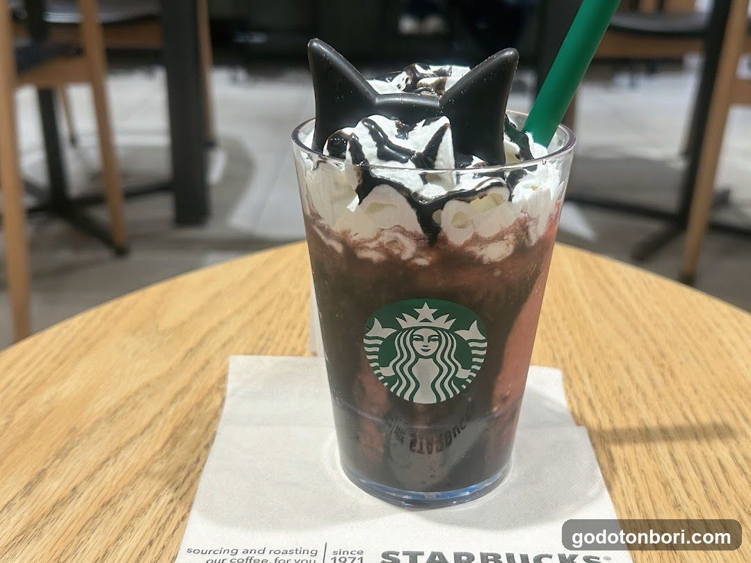 Starbucks Coffee - Osaka Takashimaya B1 West Zone