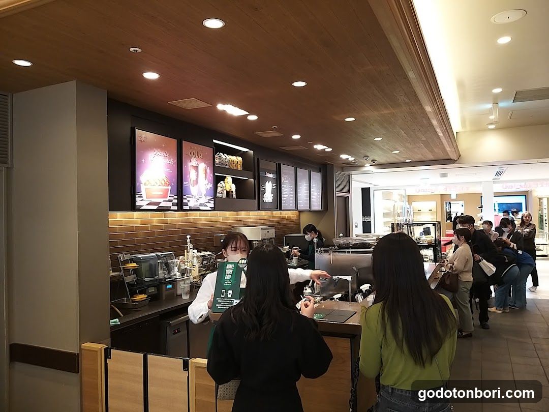 Starbucks Coffee - Osaka Takashimaya B1 West Zone