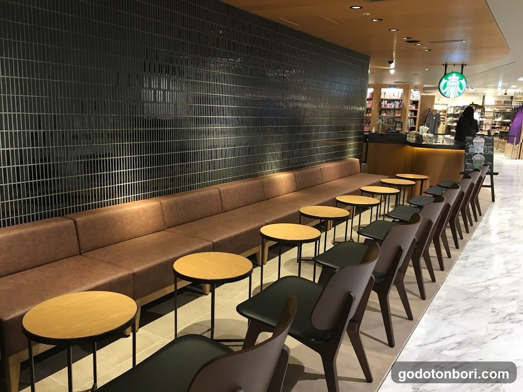 Starbucks Coffee - Osaka Takashimaya B1 West Zone