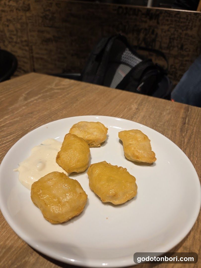 Fried Chicken Nuggets with Sauce