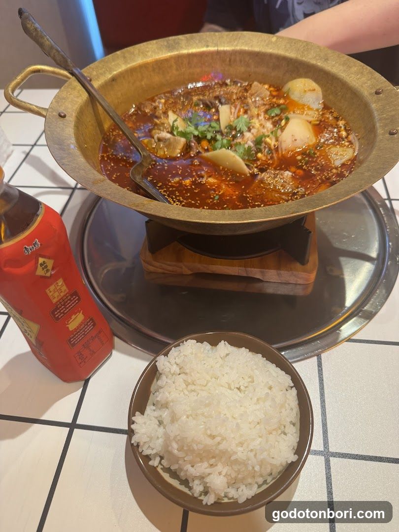 幸福川渝冒鸭冒肚(幸福四川マーラータン)