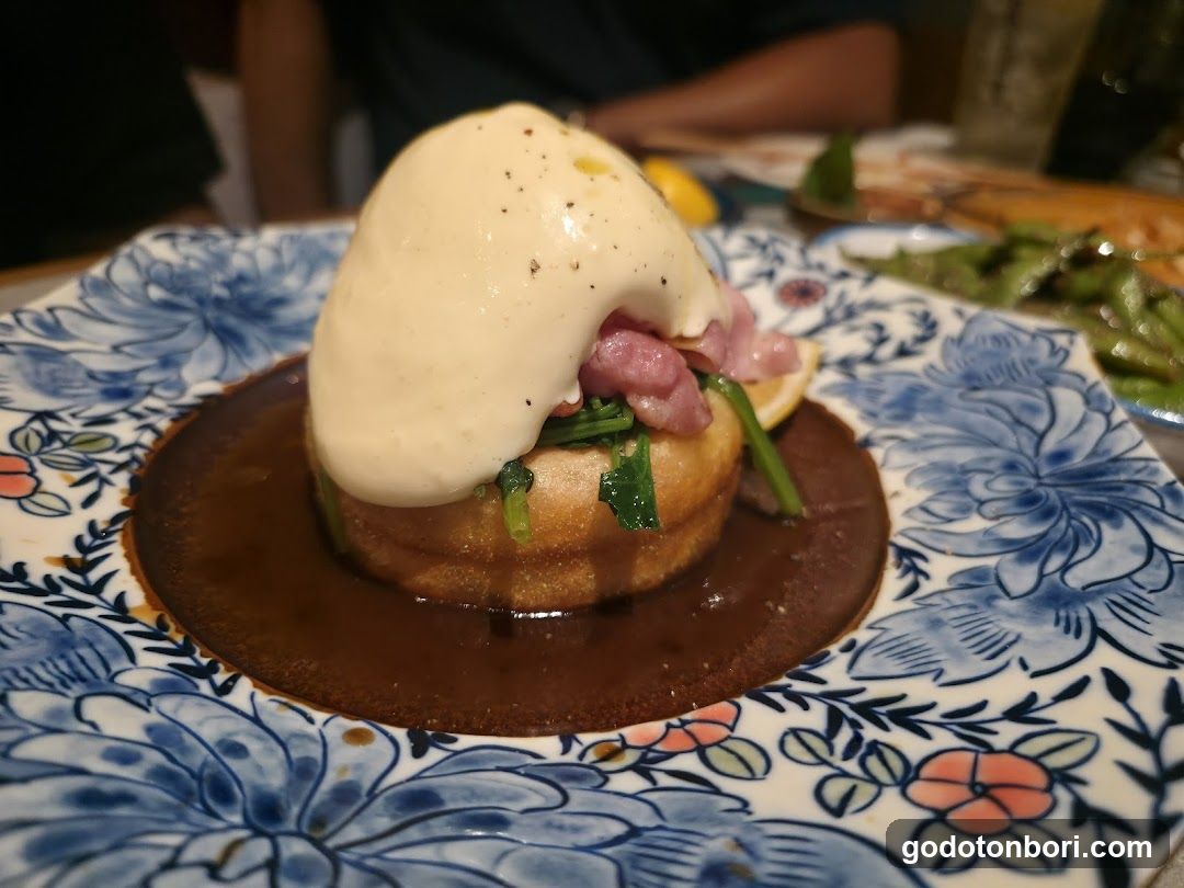 Eggs Benedict with Sauce
