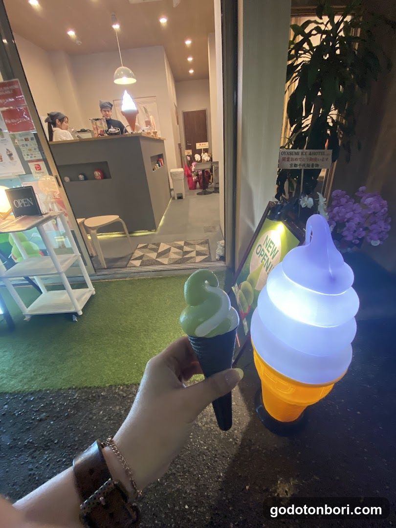 OYASUMIICE&HOTEL