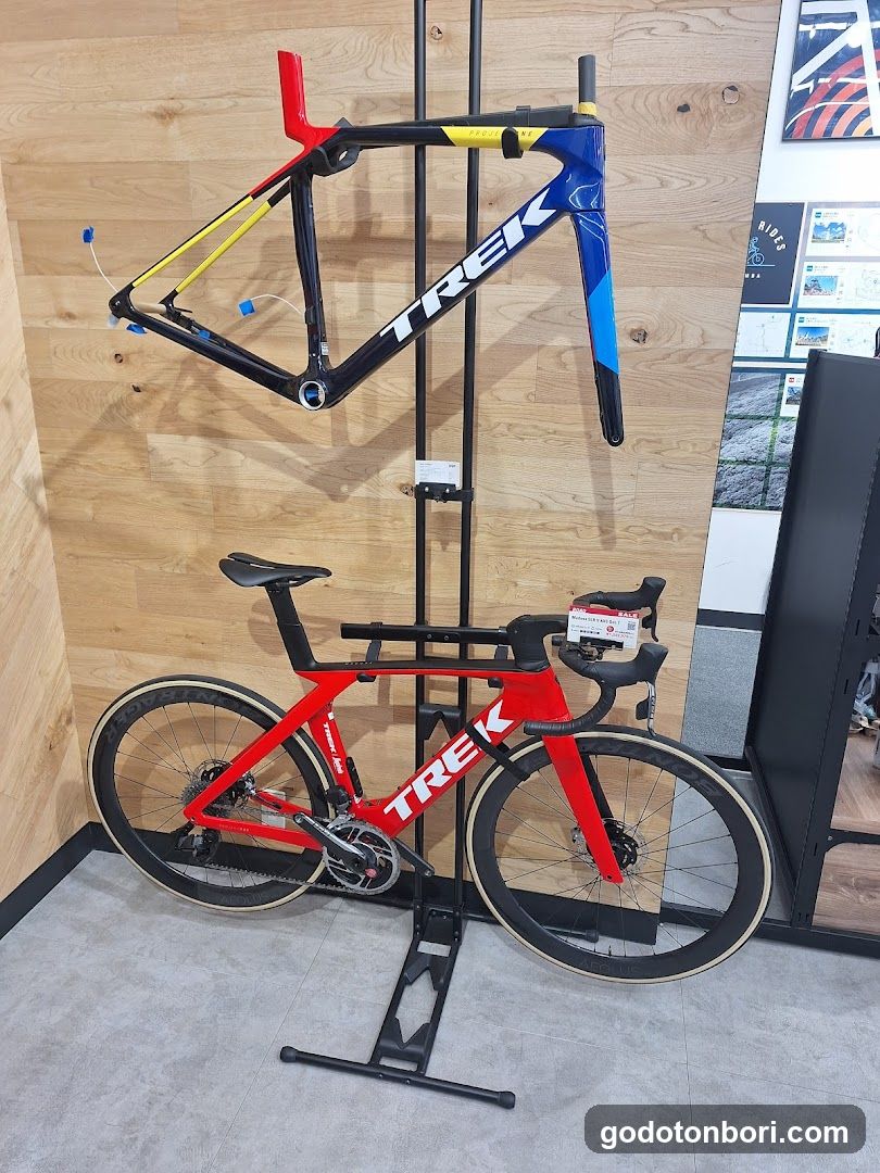 Trek Bicycle Osaka Namba - general