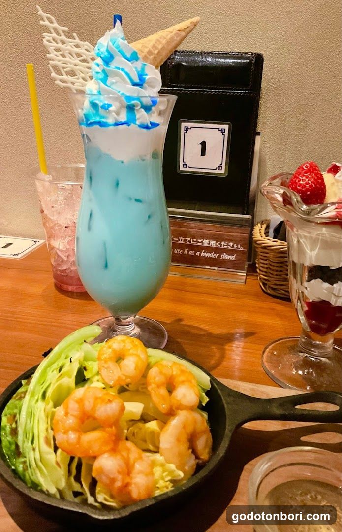 HUNTERS BAR in Namba OSAKA