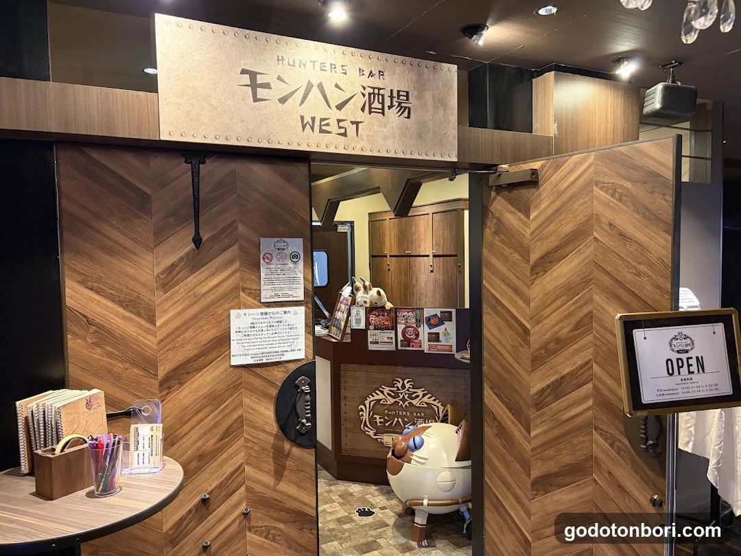 HUNTERS BAR in Namba OSAKA