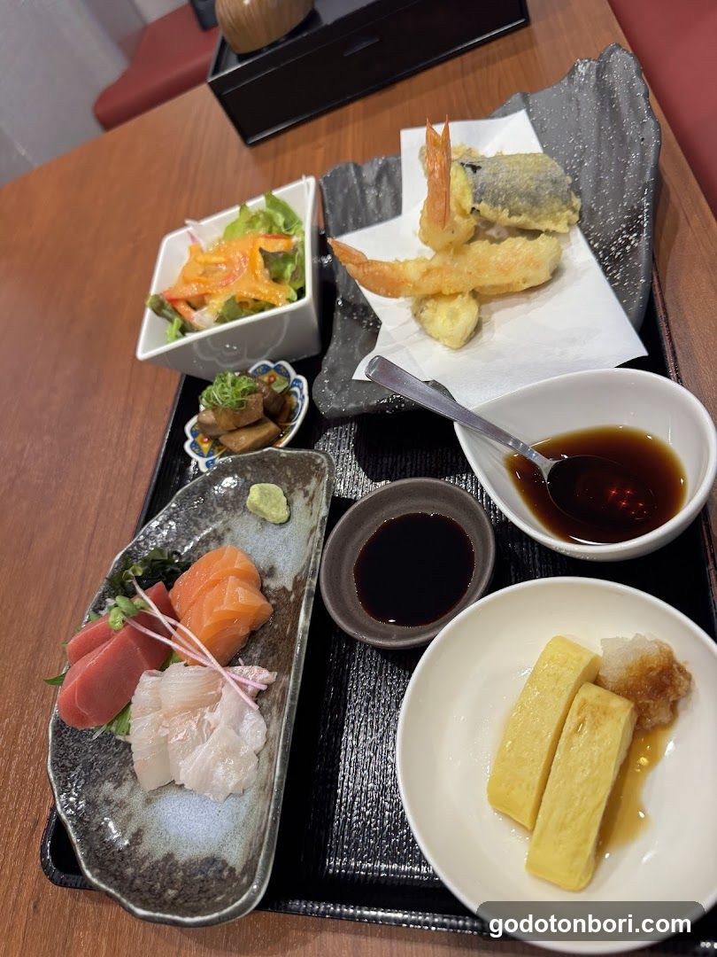 Arigato Kitchen Seafood Izakaya