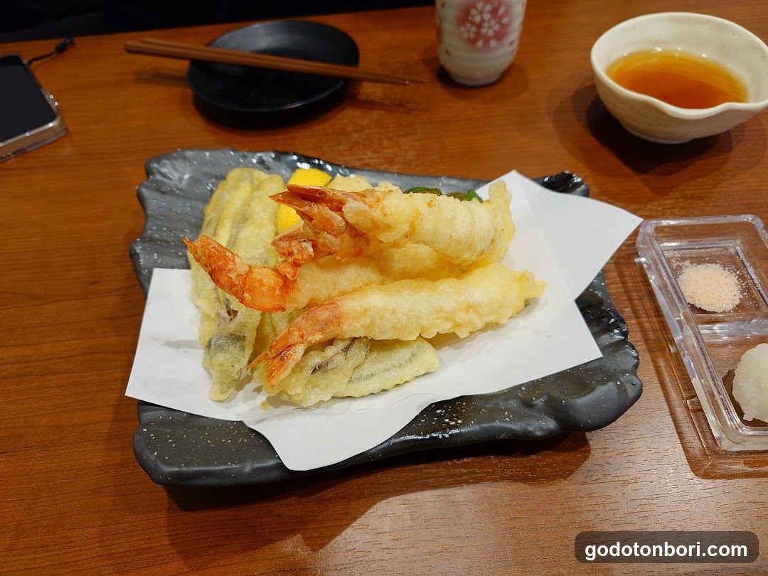Arigato Kitchen Seafood Izakaya