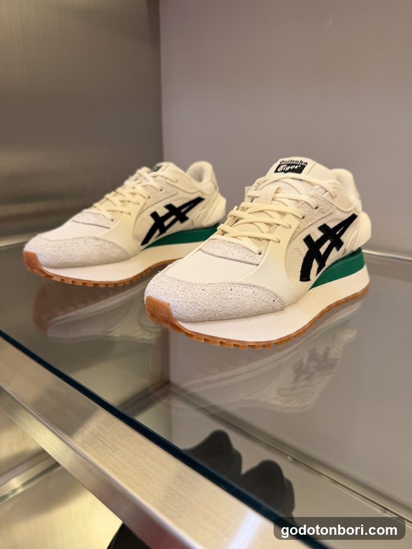 Onitsuka Tiger Namba City