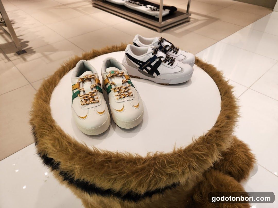 Onitsuka Tiger Namba City