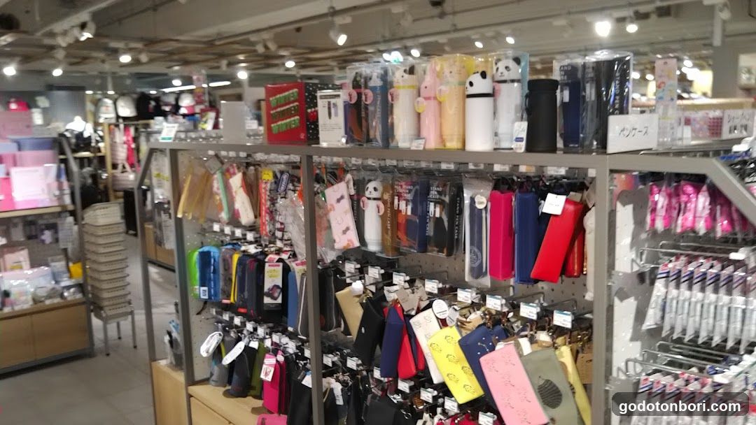 Hands Be namba CITY Store