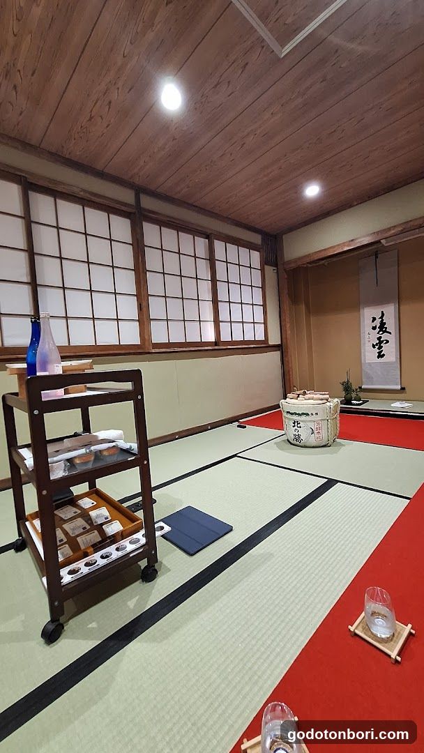 japanese sake experiences osaka「tasting tasty」日本酒体験