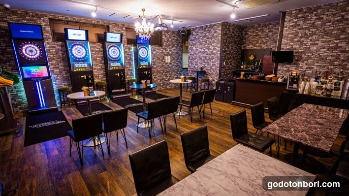 Darts＆Sports Bar ｜Three Monkeys Cafe Namba Dotonbori