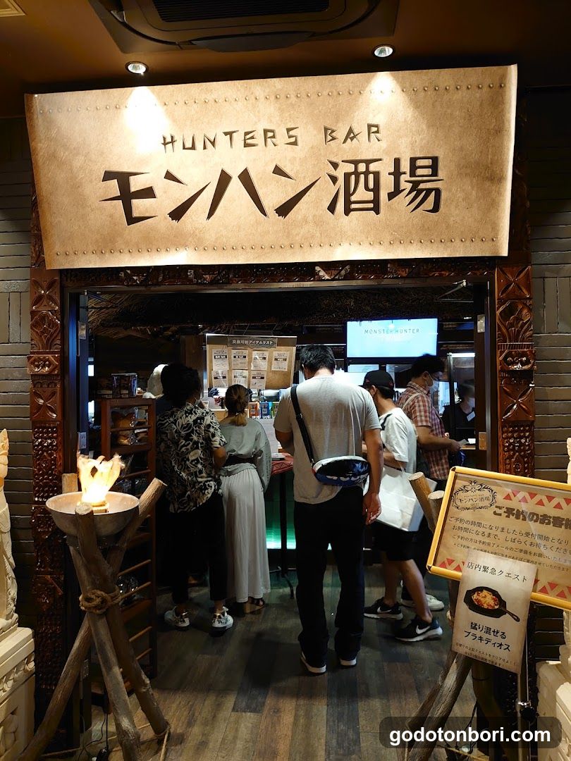 Darts＆Sports Bar ｜Three Monkeys Cafe Namba Dotonbori