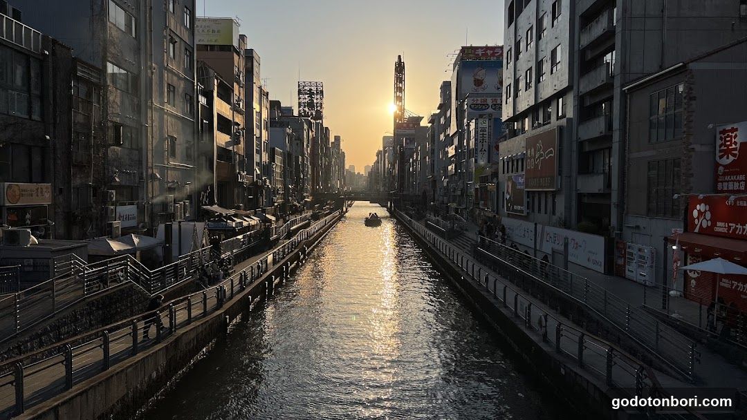 観光バス乗降場