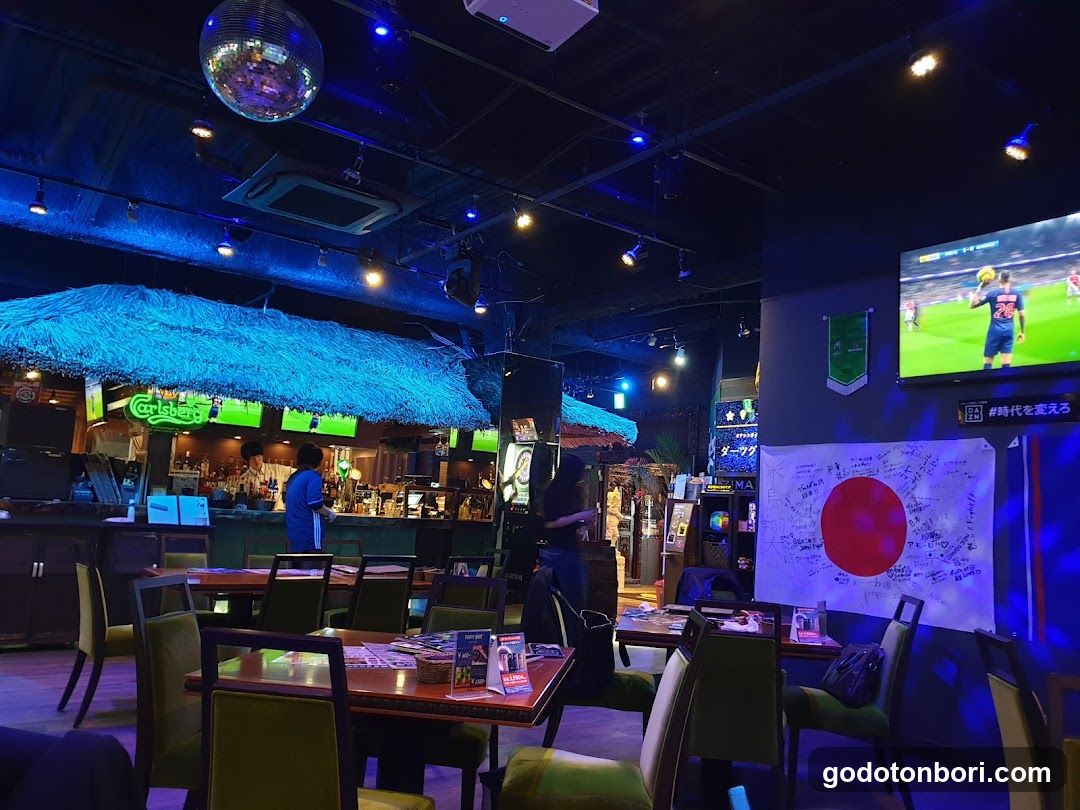 Darts＆Sports Bar ｜Three Monkeys Cafe Namba Dotonbori