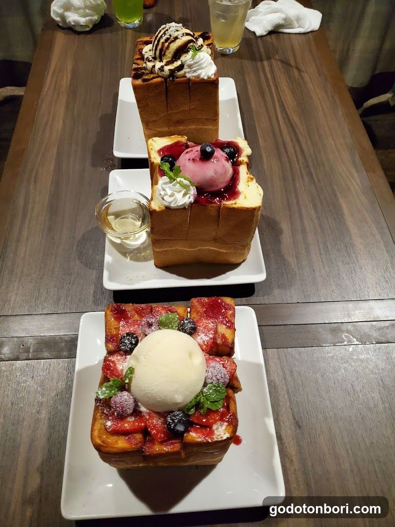Darts＆Sports Bar ｜Three Monkeys Cafe Namba Dotonbori