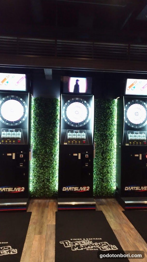 Darts＆Sports Bar ｜Three Monkeys Cafe Namba Dotonbori