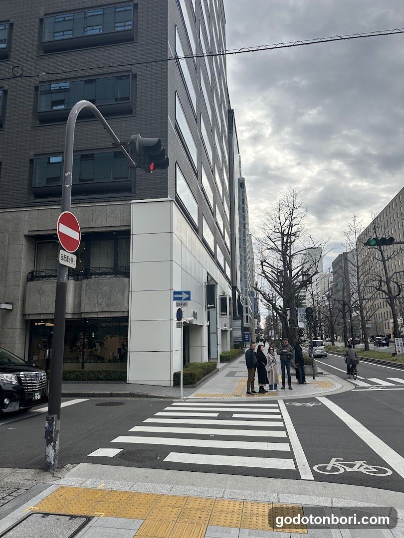 観光バス乗降場