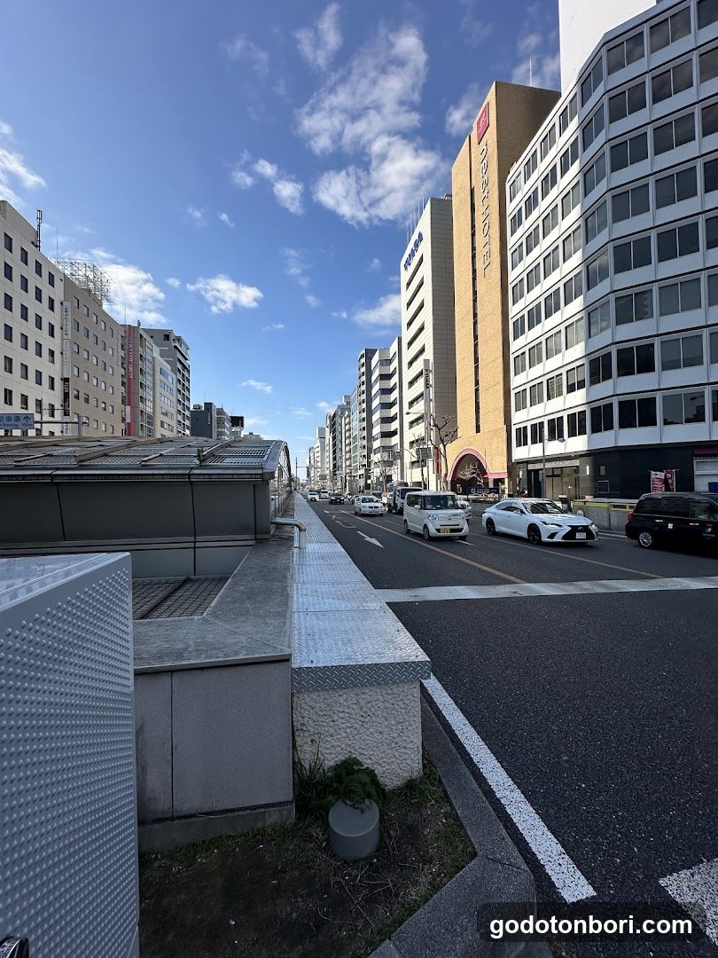 観光バス乗降場