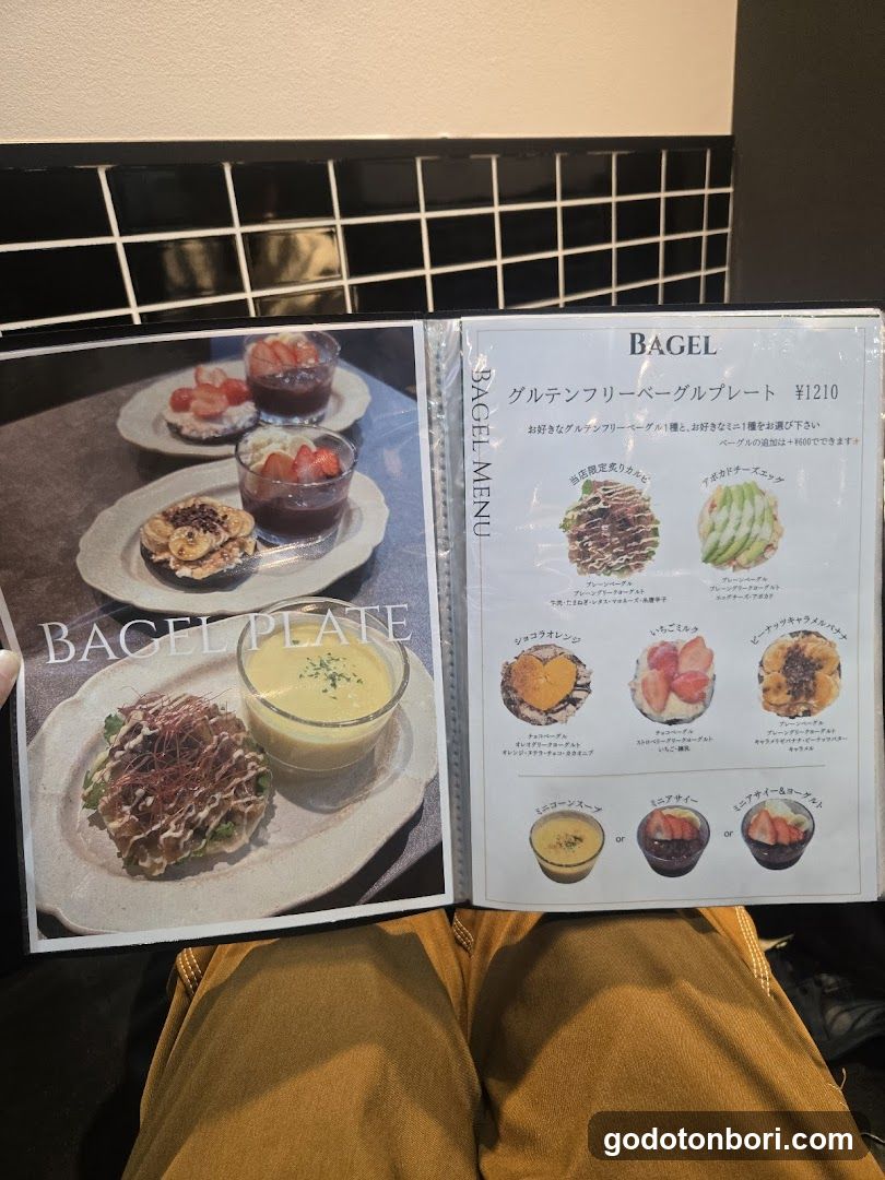 PLUS心斎橋・アメ村店 グリークヨーグルト×アサイーカフェ