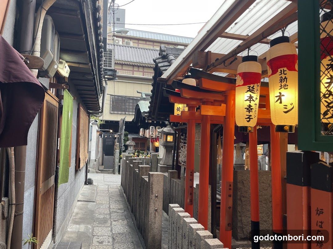 Hozenji Mizukake Fudoson Temple