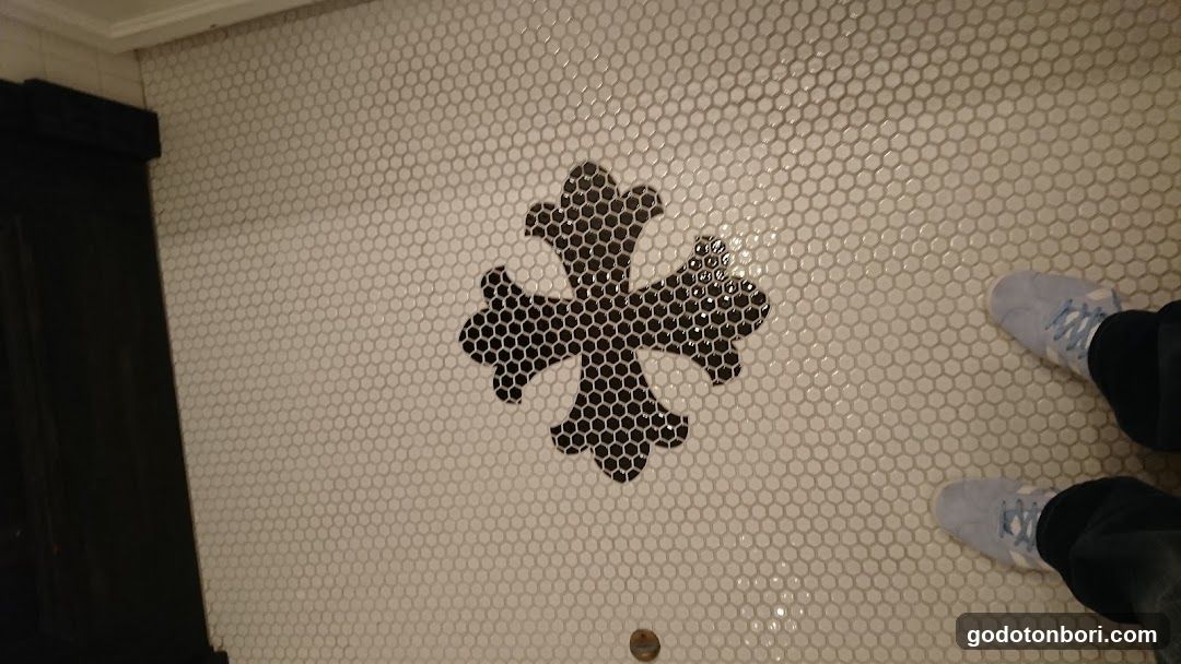 Chrome Hearts Osaka