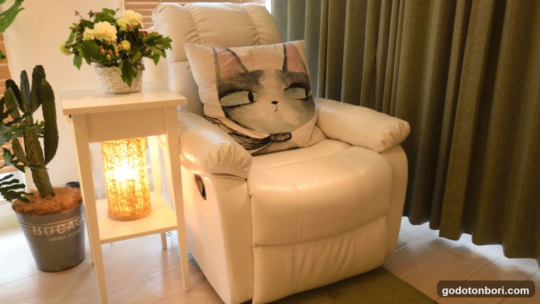 7.Nail Salon
