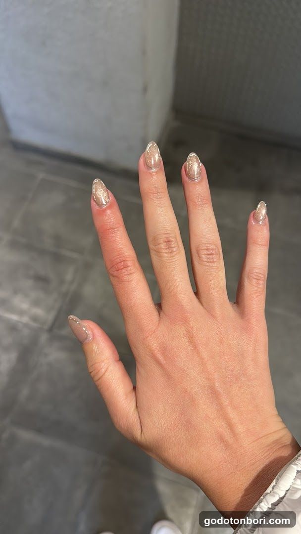 7.Nail Salon