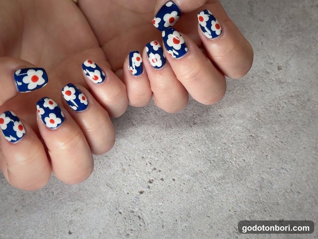 7.Nail Salon