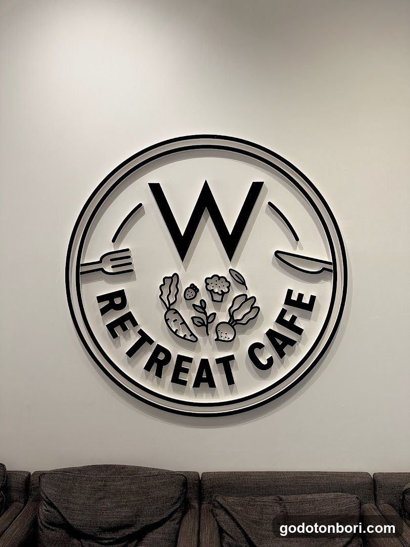 W Holistic Retreat