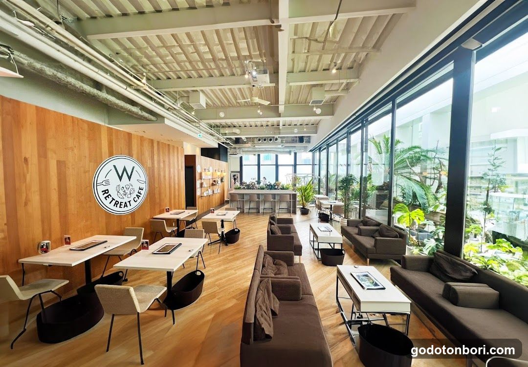 W Holistic Retreat
