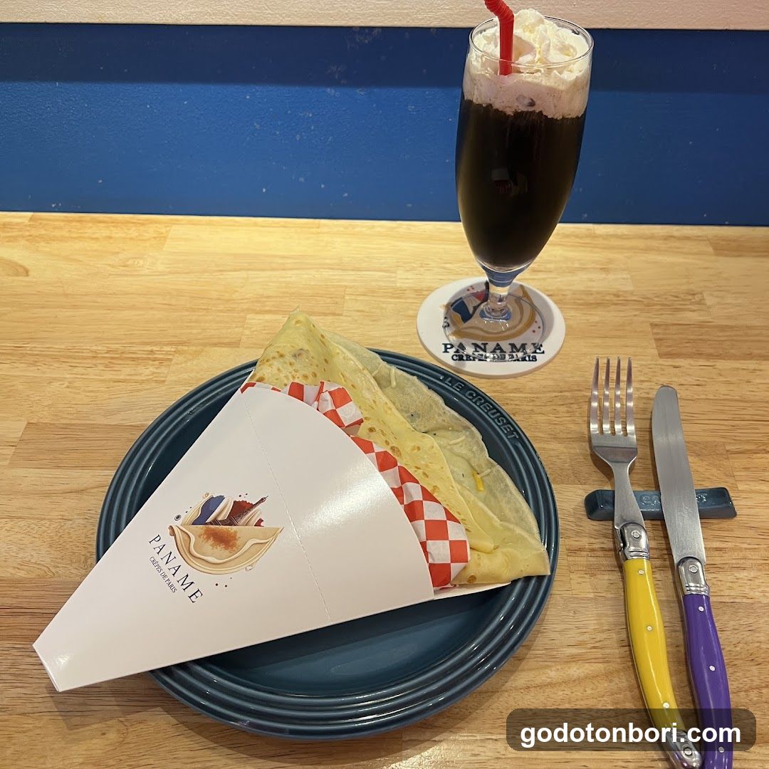 Crepe and Drink at Paname Cafe