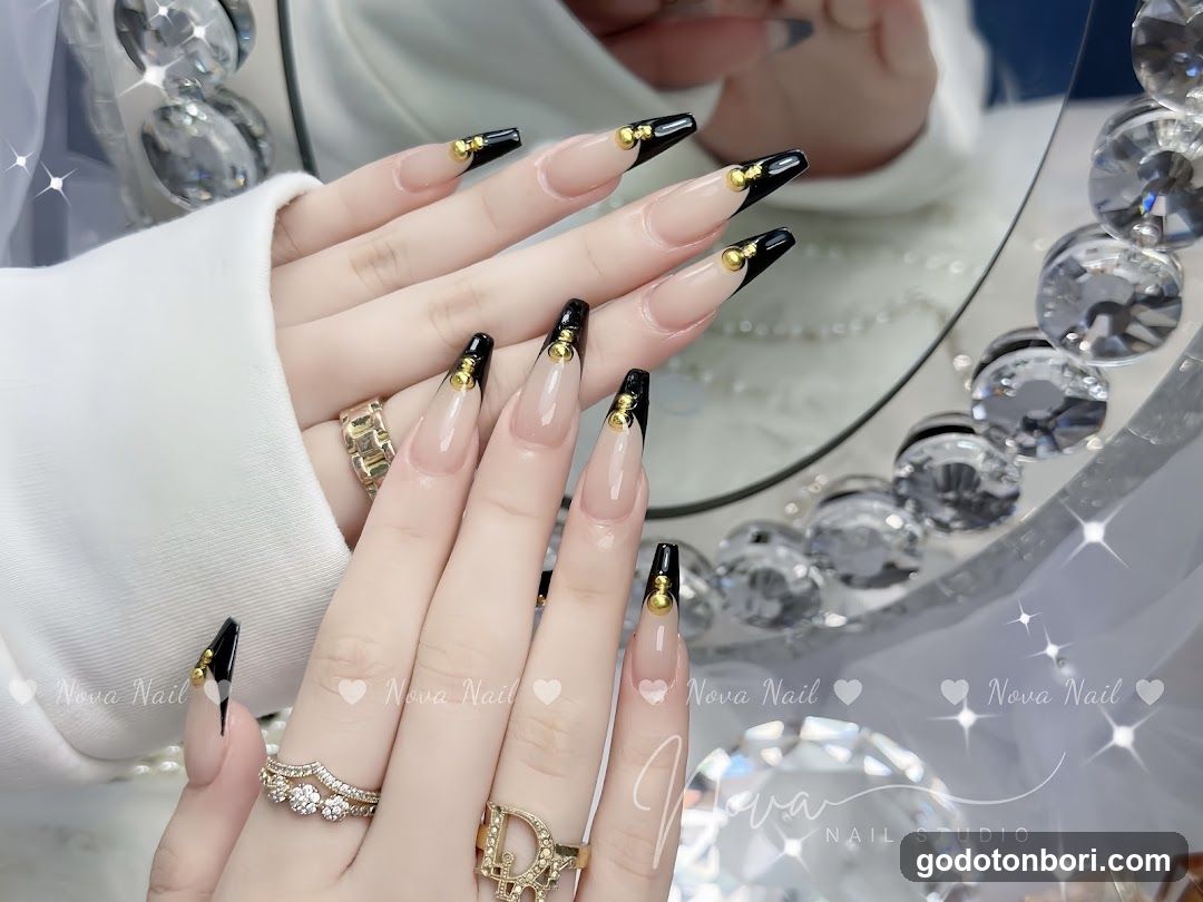 Nova Nail Namba
