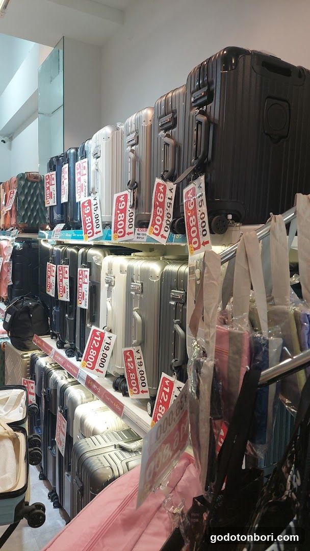 M coin's 戎橋店