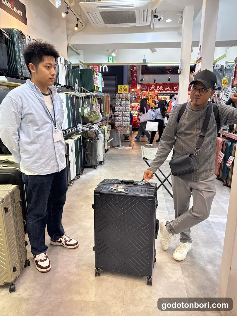 M coin's 戎橋店