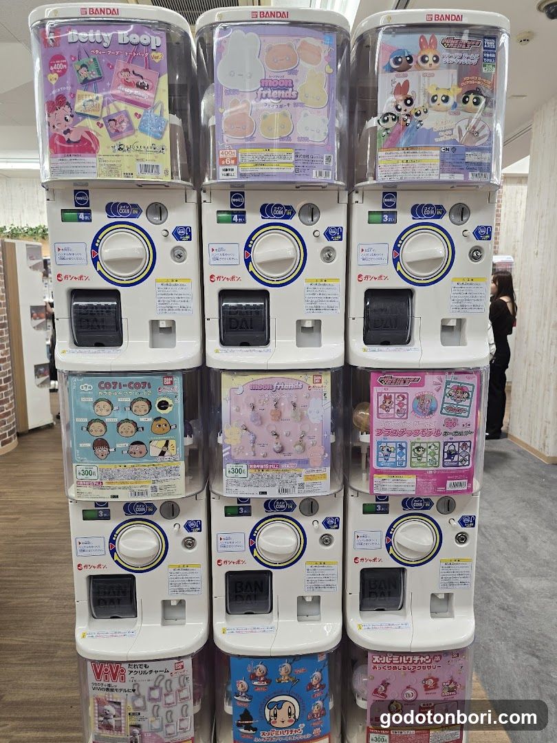 gashacoco Namba Ebisu Bashi-Suji (Capsule Toy Store)