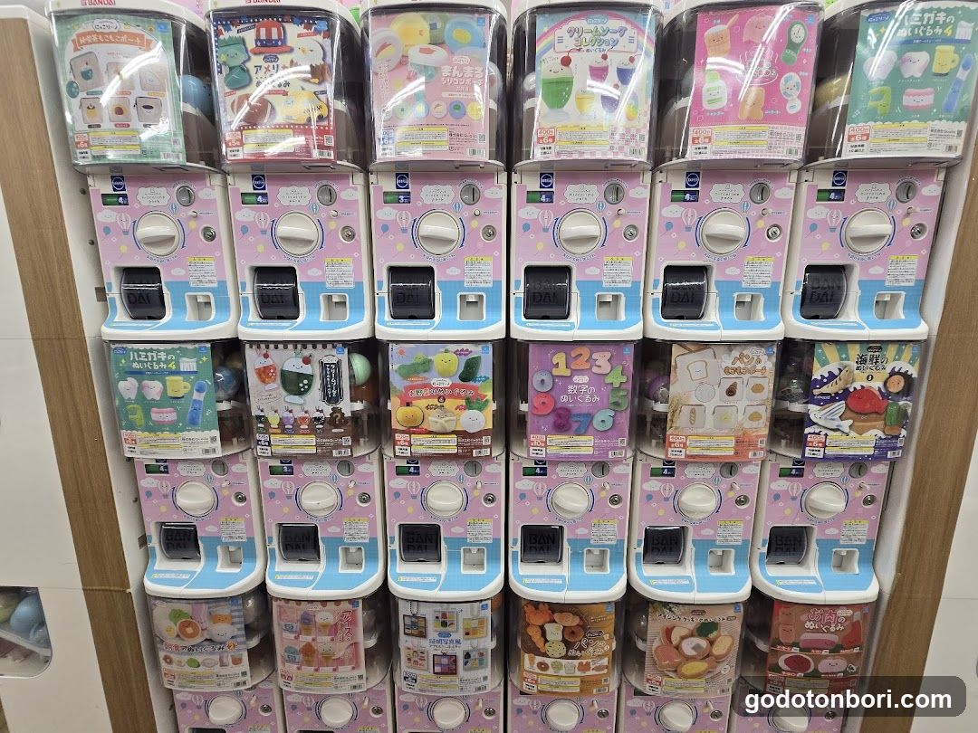 gashacoco Namba Ebisu Bashi-Suji (Capsule Toy Store)