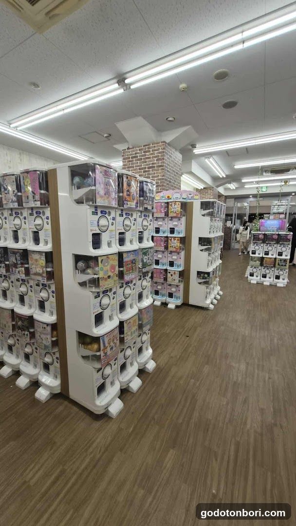 gashacoco Namba Ebisu Bashi-Suji (Capsule Toy Store)