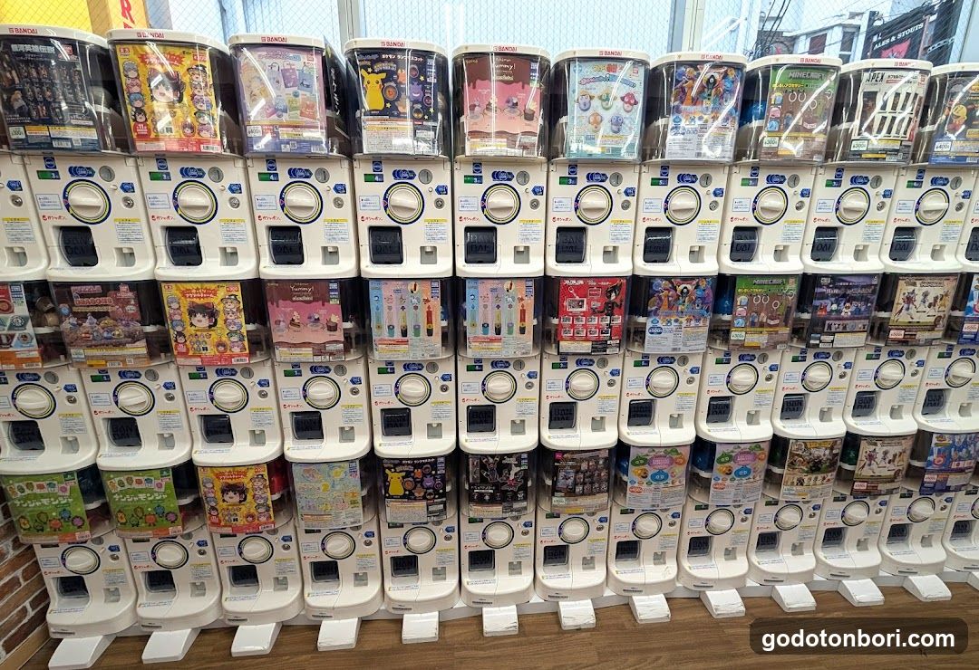 gashacoco Namba Ebisu Bashi-Suji (Capsule Toy Store)