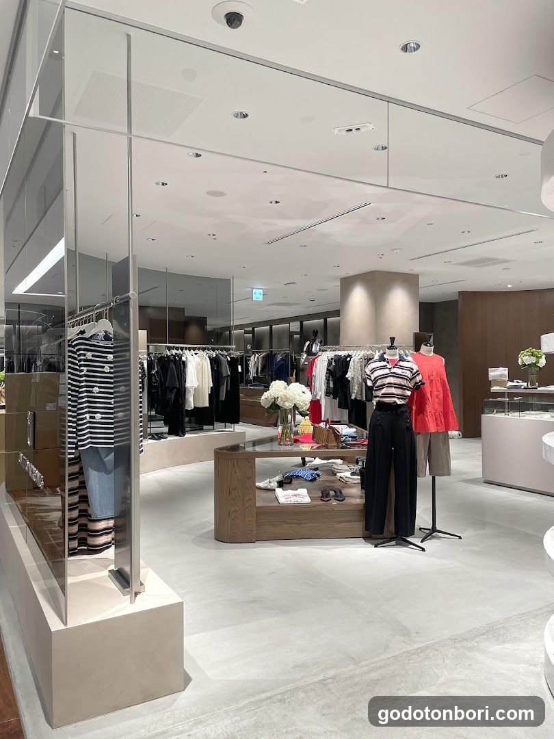 UNITED ARROWS SHINSAIBASHI