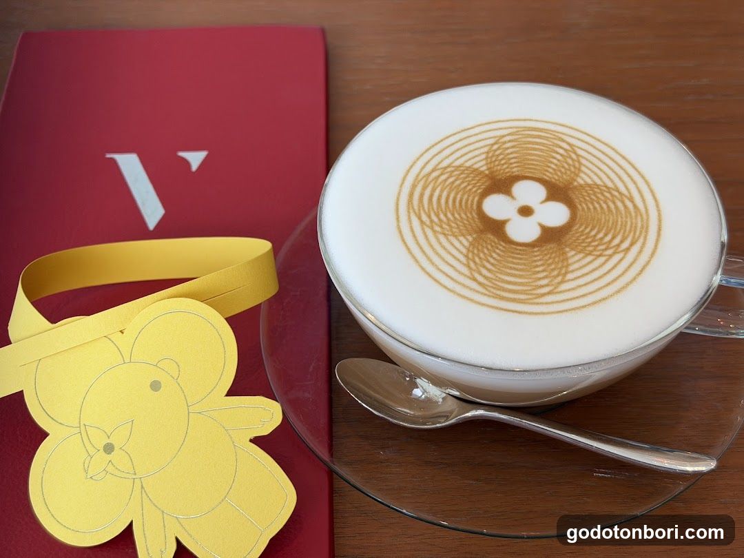 LE CAFE V