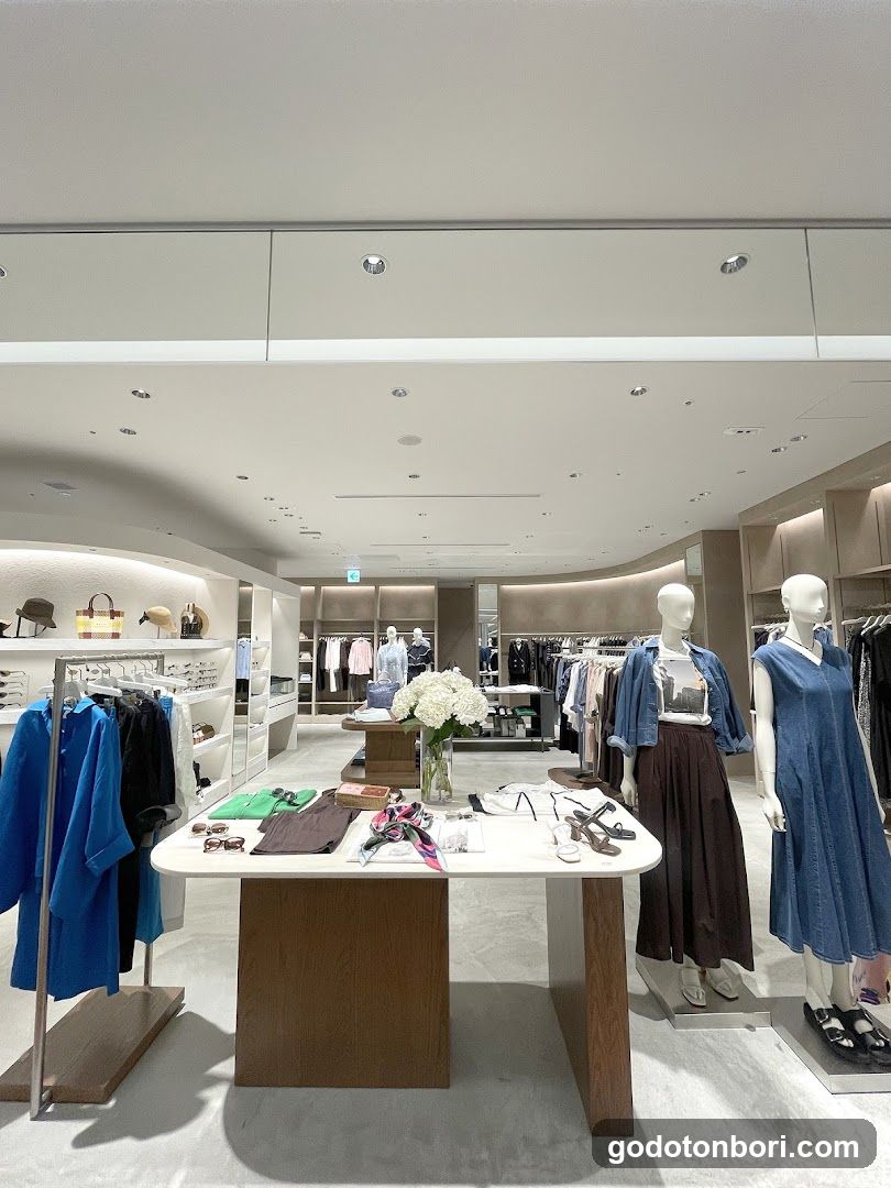 UNITED ARROWS SHINSAIBASHI