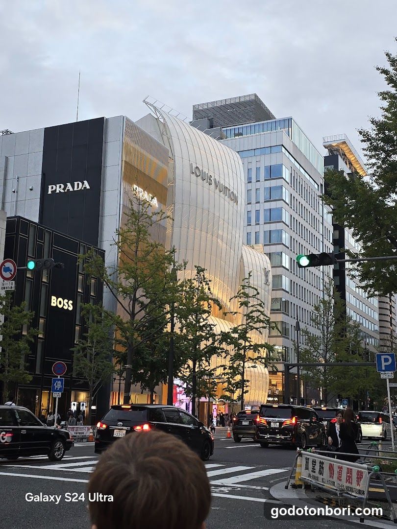 BOSS Store Osaka
