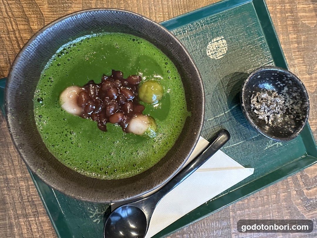 宇治抹茶冰淇淋