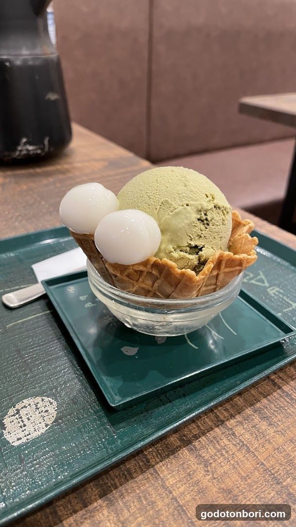宇治抹茶冰淇淋