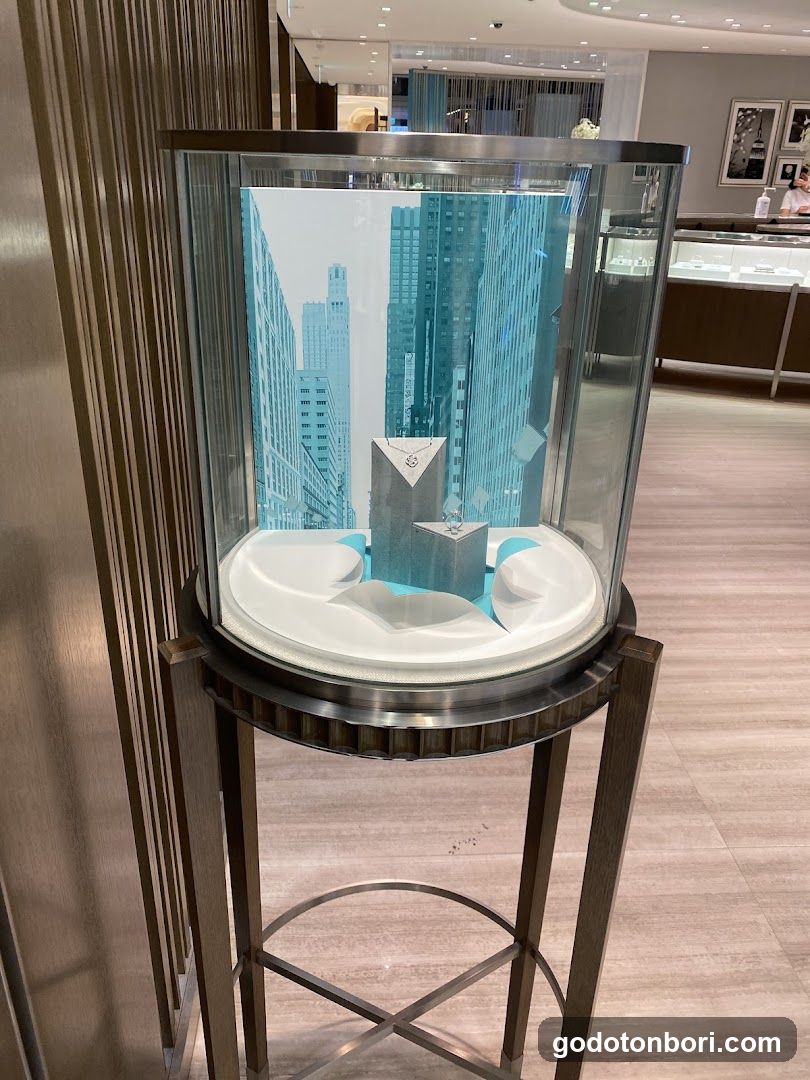 Tiffany & Co. Osaka Takashimaya Store, 1st Floor