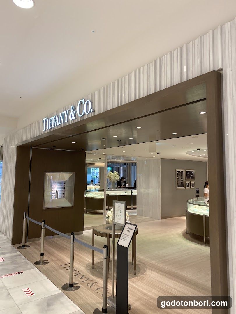 Tiffany & Co. Osaka Takashimaya Store, 1st Floor