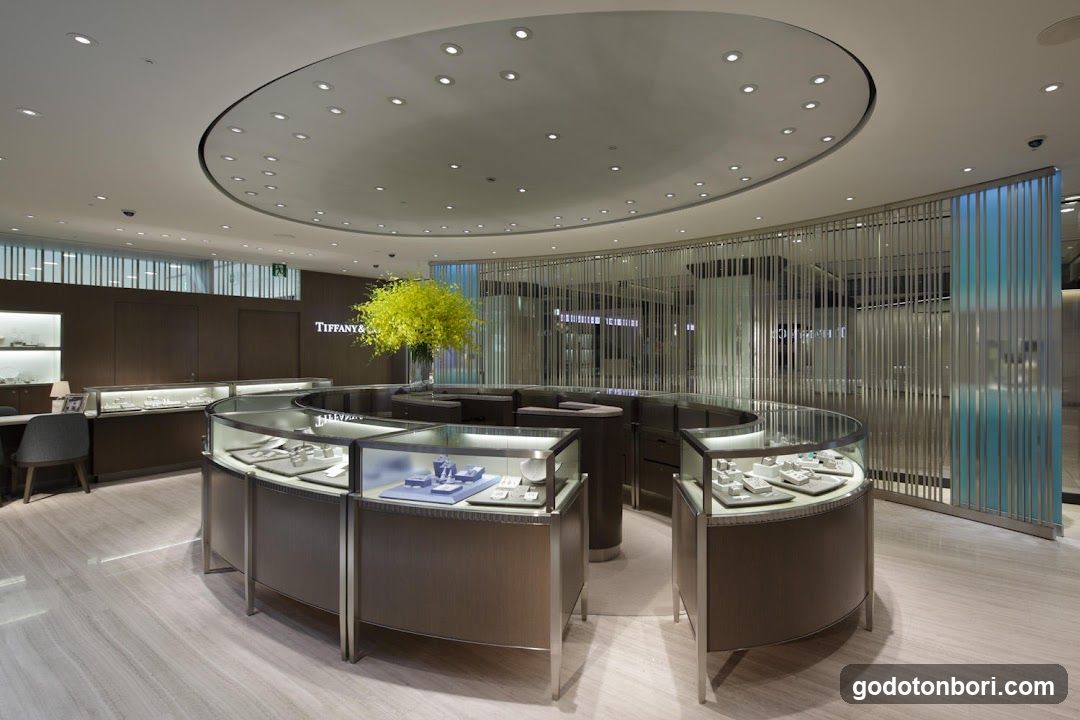 Tiffany & Co. Osaka Takashimaya Store, 1st Floor